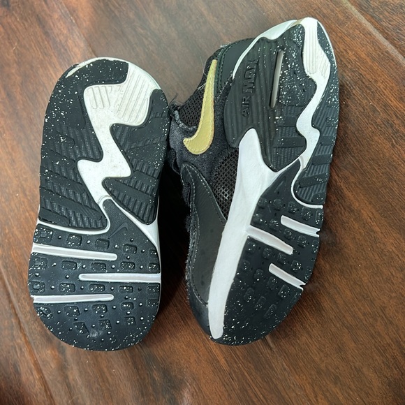 Nike Airmax toddler sneakers - Picture 7 of 8